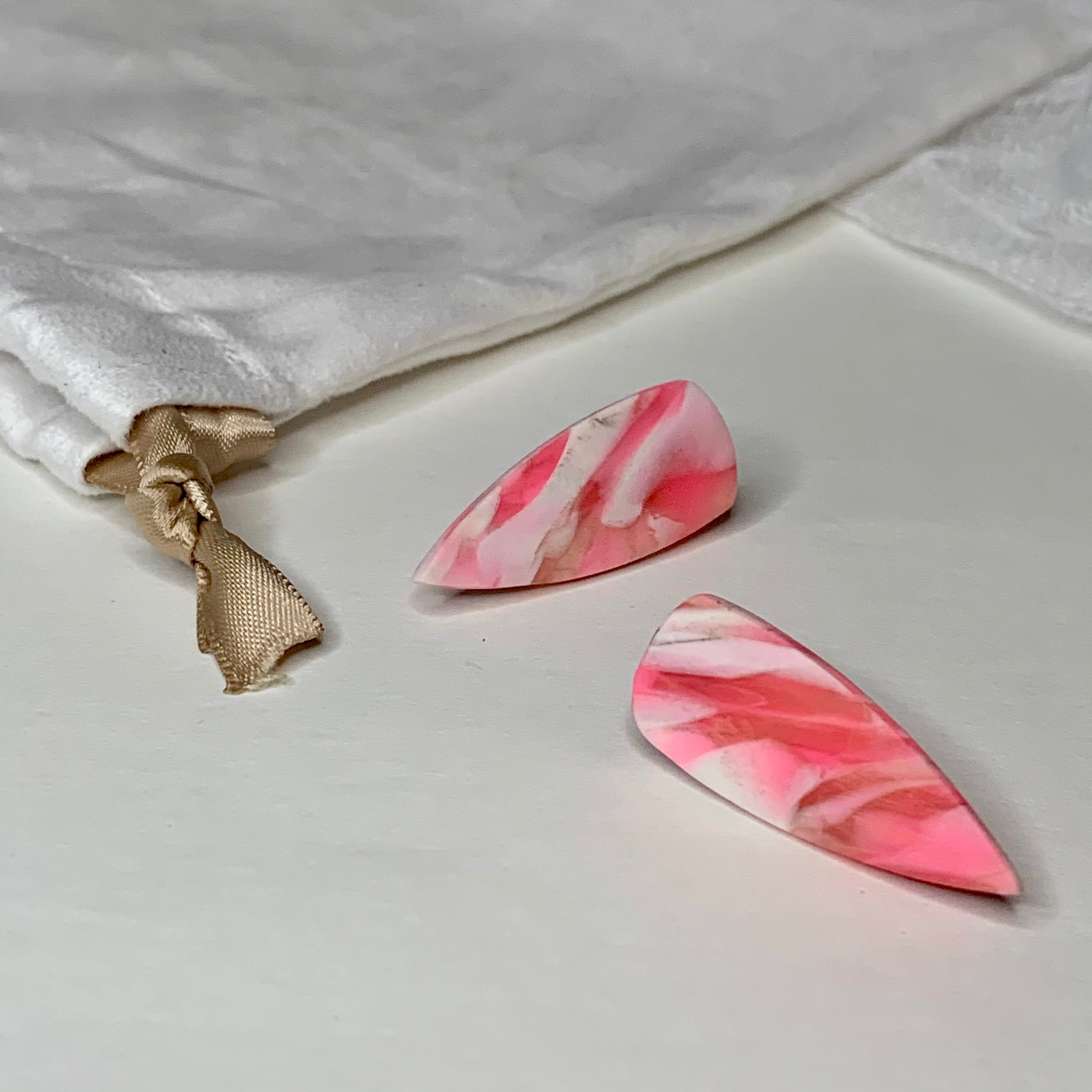 Pink Translucent Dagger Studs – Hello Helianthus